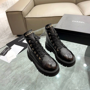 Ботинки Chanel F1826